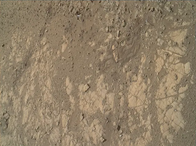 Sol 1943: Mars Hand Lens Imager (MAHLI)