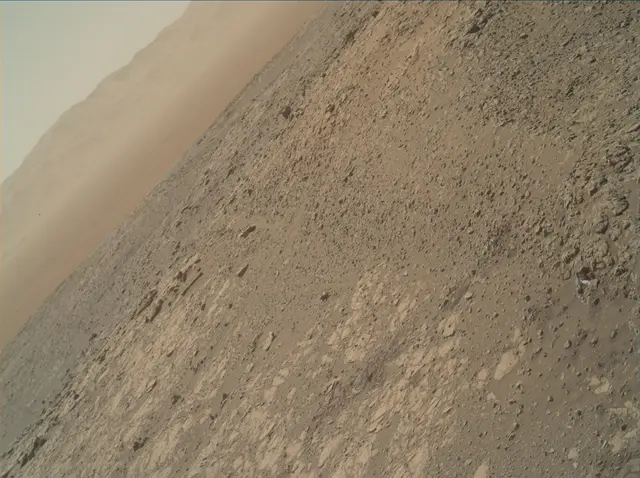 Sol 1943: Mars Hand Lens Imager (MAHLI)