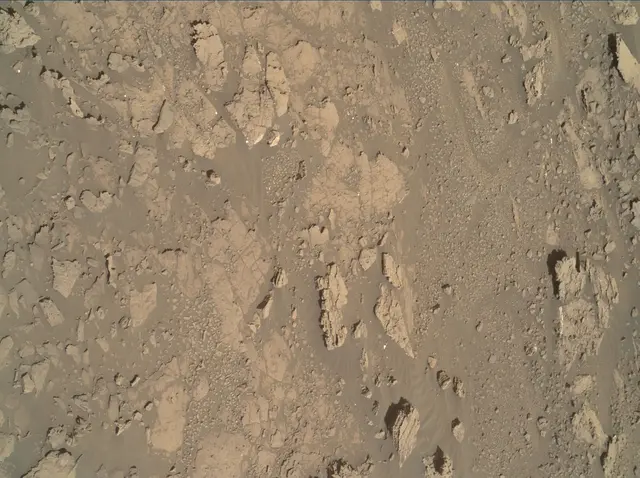 Sol 1943: Mars Hand Lens Imager (MAHLI)