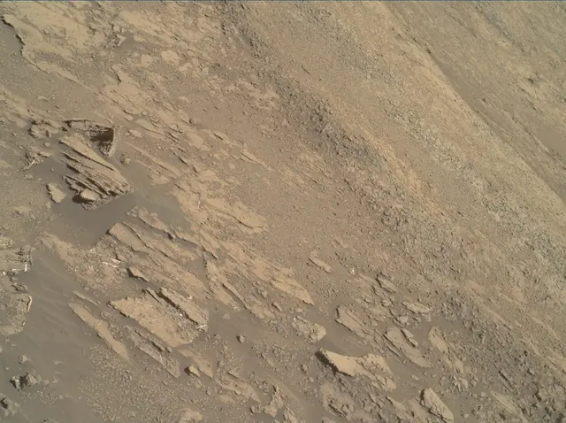 Sol 1943: Mars Hand Lens Imager (MAHLI)