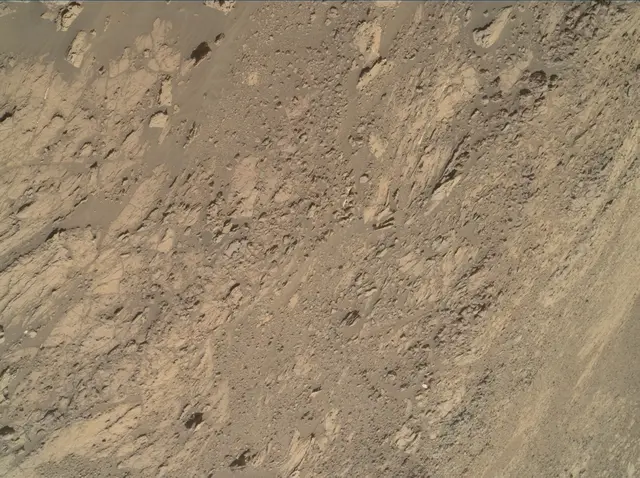 Sol 1943: Mars Hand Lens Imager (MAHLI)