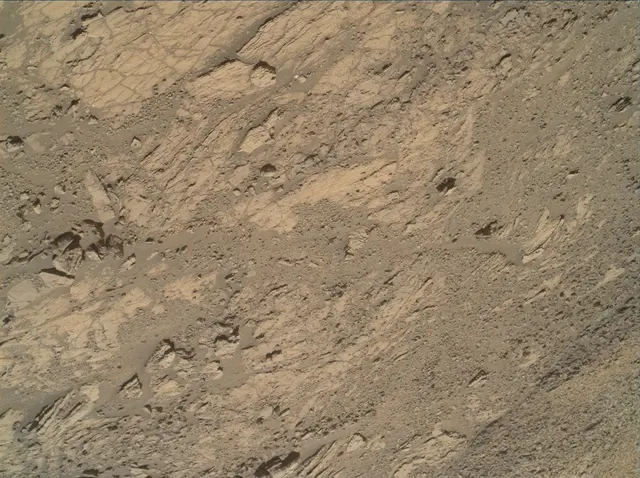 Sol 1943: Mars Hand Lens Imager (MAHLI)