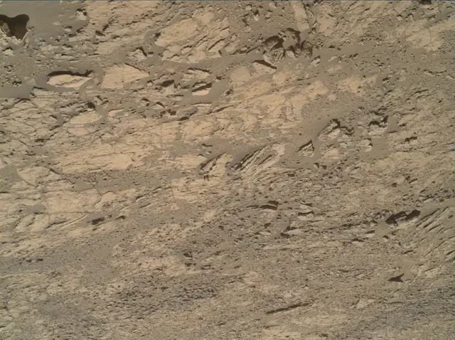 Sol 1943: Mars Hand Lens Imager (MAHLI)
