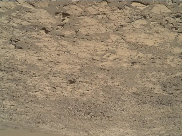 Sol 1943: Mars Hand Lens Imager (MAHLI)