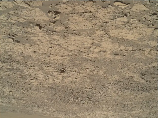 Sol 1943: Mars Hand Lens Imager (MAHLI)