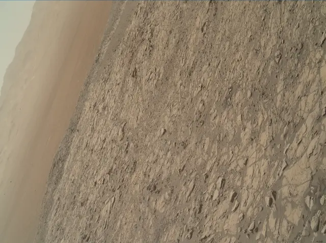 Sol 1943: Mars Hand Lens Imager (MAHLI)