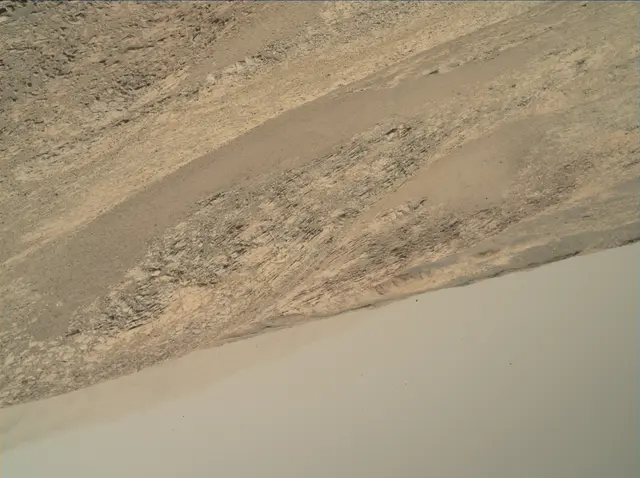 Sol 1943: Mars Hand Lens Imager (MAHLI)