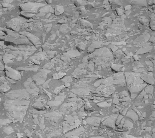 Sol 1945: Mast Camera (Mastcam)