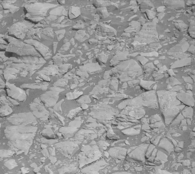 Sol 1945: Mast Camera (Mastcam)