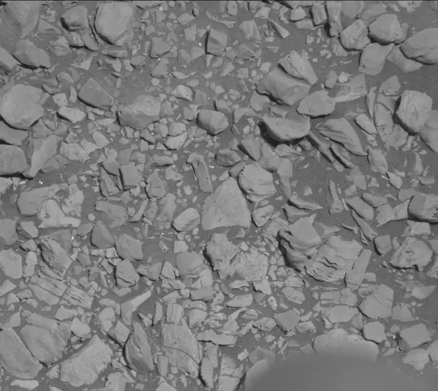 Sol 1945: Mast Camera (Mastcam)