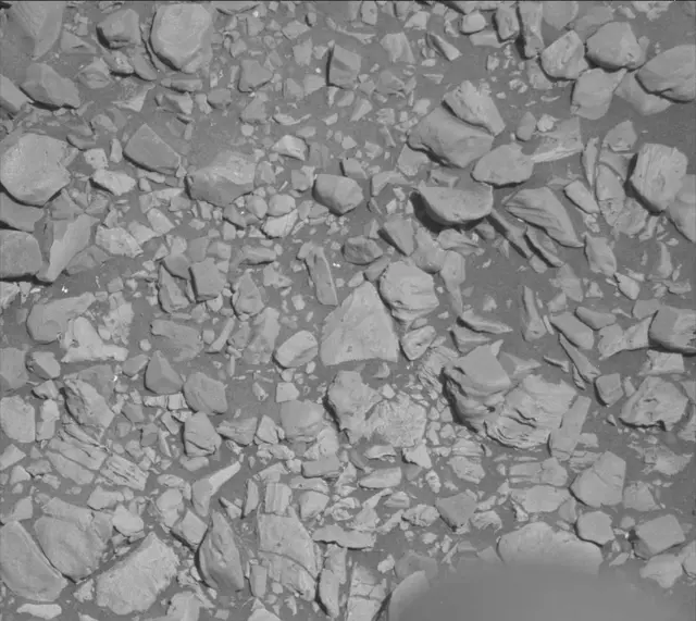 Sol 1945: Mast Camera (Mastcam)