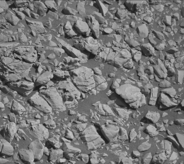 Sol 1945: Mast Camera (Mastcam)