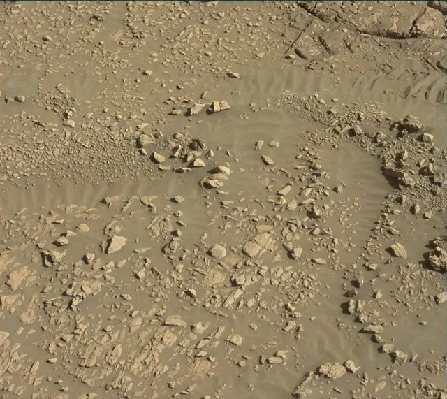 Sol 1946: Mast Camera (Mastcam)