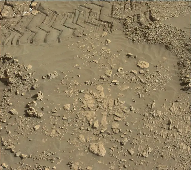 Sol 1946: Mast Camera (Mastcam)