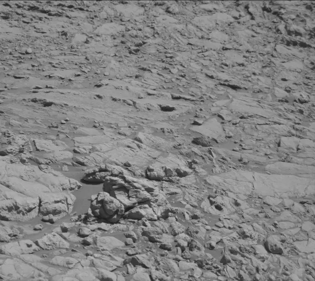 Sol 1946: Mast Camera (Mastcam)