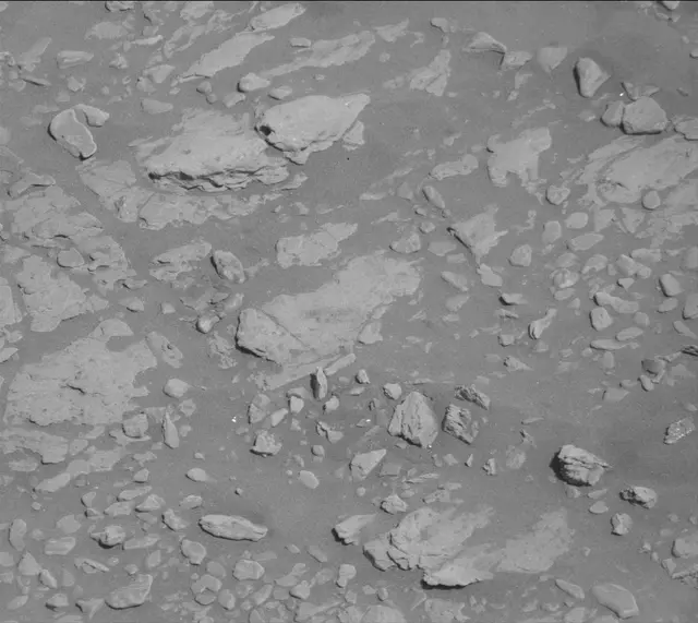 Sol 1947: Mast Camera (Mastcam)