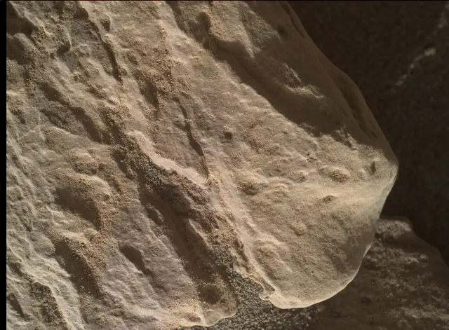 Sol 1947: Mars Hand Lens Imager (MAHLI)