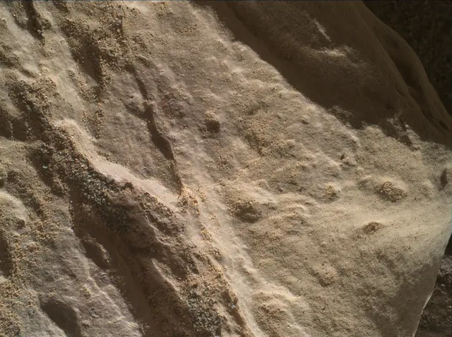 Sol 1949: Mars Hand Lens Imager (MAHLI)
