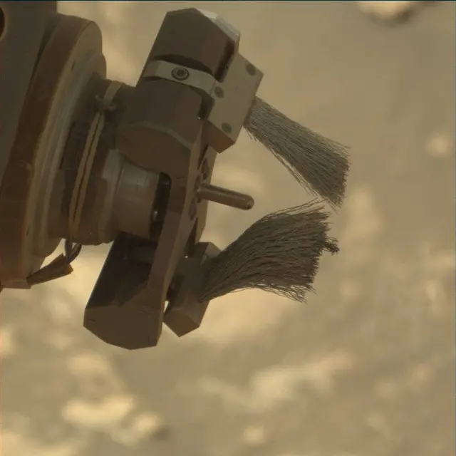 Sol 1950: Mast Camera (Mastcam)