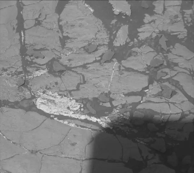 Sol 1950: Mast Camera (Mastcam)