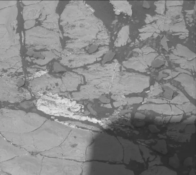 Sol 1950: Mast Camera (Mastcam)