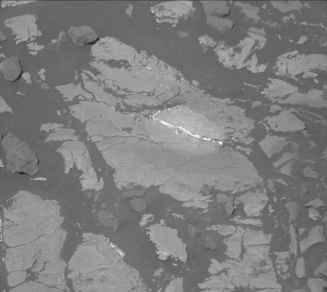Sol 1950: Mast Camera (Mastcam)