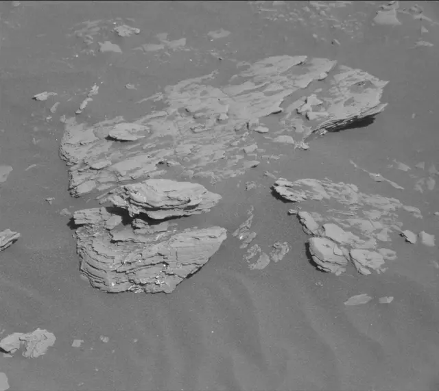 Sol 1950: Mast Camera (Mastcam)