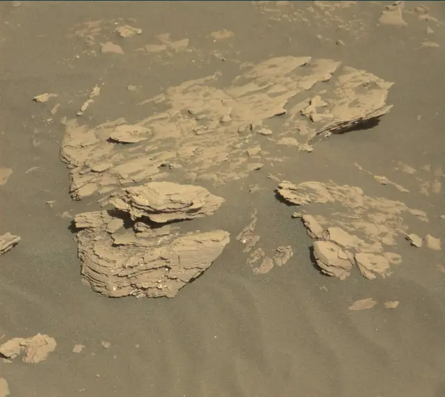 Sol 1950: Mast Camera (Mastcam)