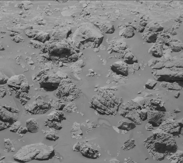 Sol 1950: Mast Camera (Mastcam)