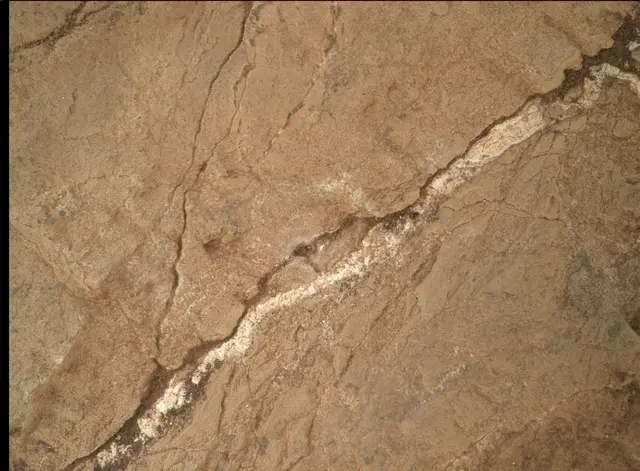 Sol 1950: Mars Hand Lens Imager (MAHLI)