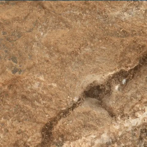 Sol 1950: Mars Hand Lens Imager (MAHLI)