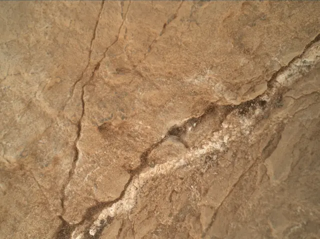 Sol 1950: Mars Hand Lens Imager (MAHLI)