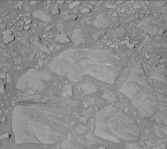 Sol 1959: Mast Camera (Mastcam)