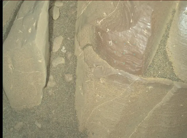 Sol 1961: Mars Hand Lens Imager (MAHLI)