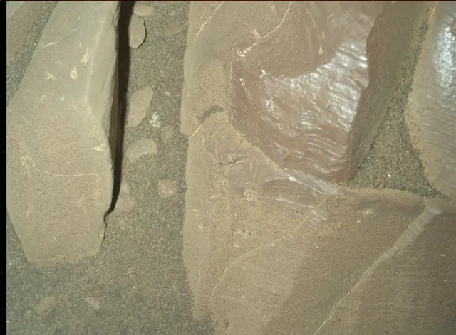 Sol 1961: Mars Hand Lens Imager (MAHLI)