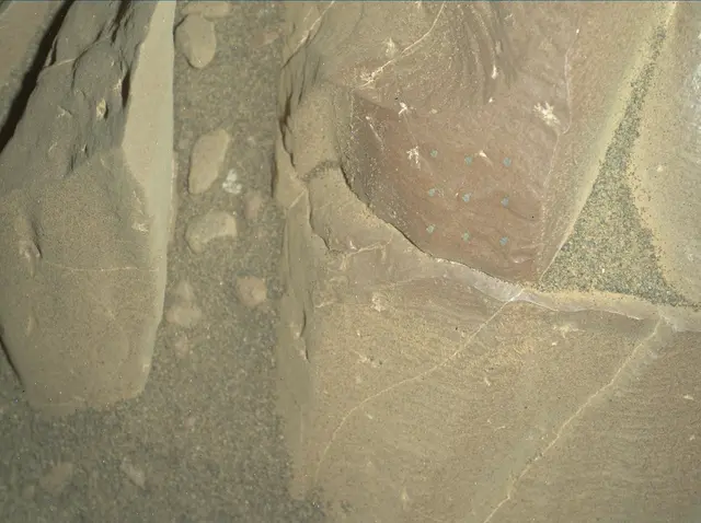 Sol 1961: Mars Hand Lens Imager (MAHLI)