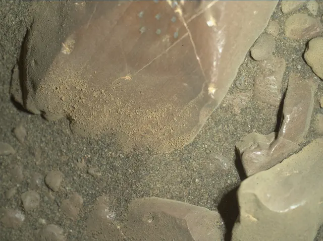 Sol 1961: Mars Hand Lens Imager (MAHLI)