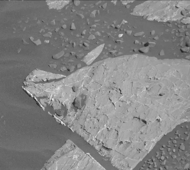 Sol 1962: Mast Camera (Mastcam)