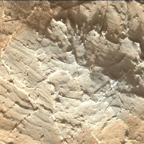 Sol 1963: Mars Hand Lens Imager (MAHLI)