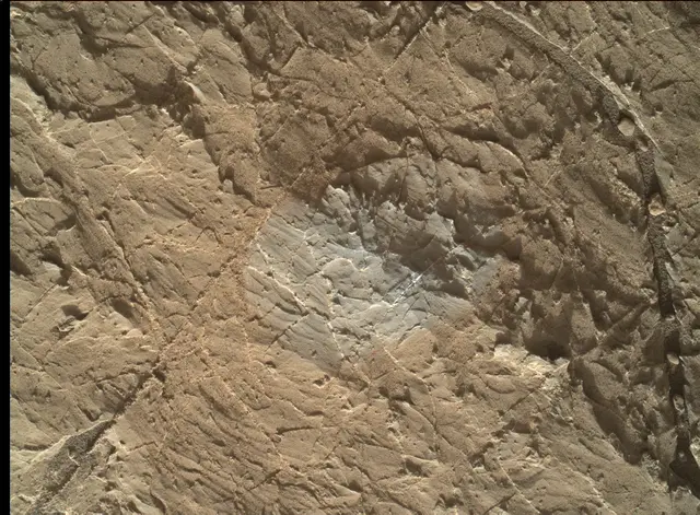 Sol 1963: Mars Hand Lens Imager (MAHLI)