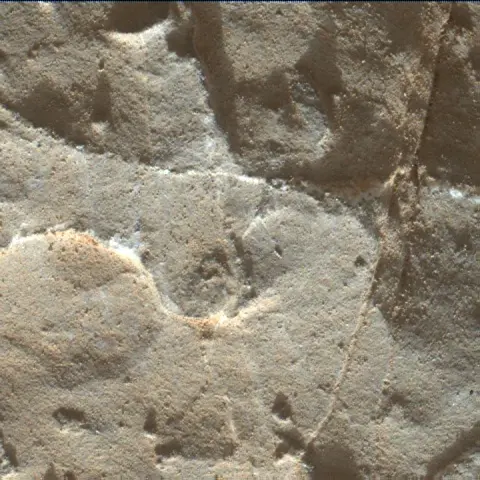 Sol 1963: Mars Hand Lens Imager (MAHLI)