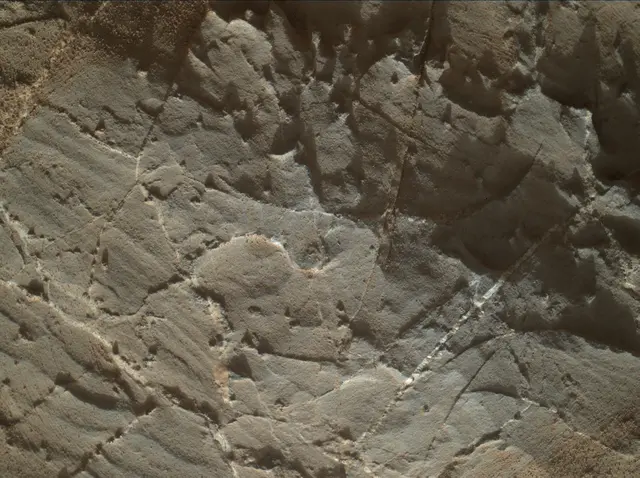 Sol 1963: Mars Hand Lens Imager (MAHLI)