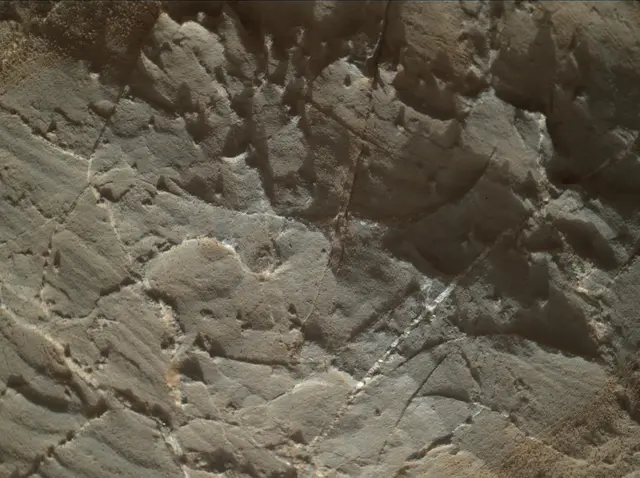 Sol 1963: Mars Hand Lens Imager (MAHLI)