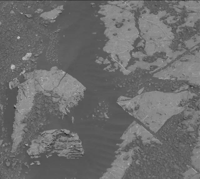 Sol 1964: Mast Camera (Mastcam)