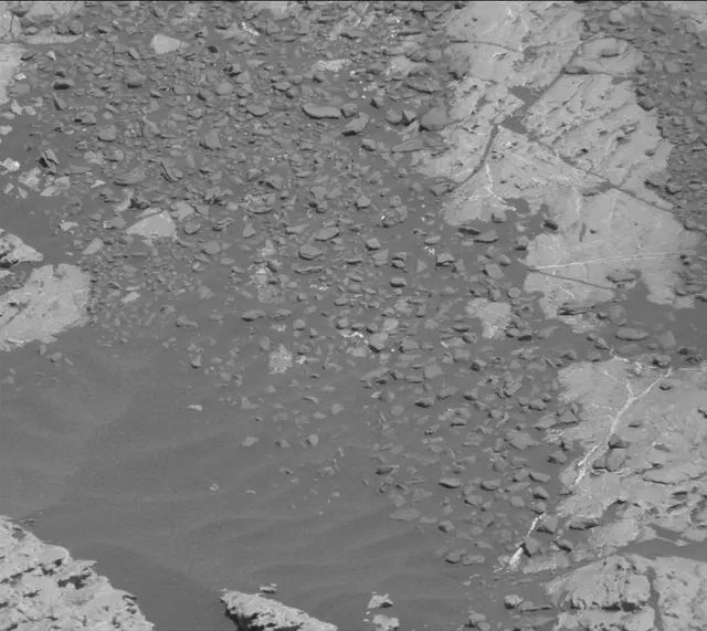 Sol 1964: Mast Camera (Mastcam)