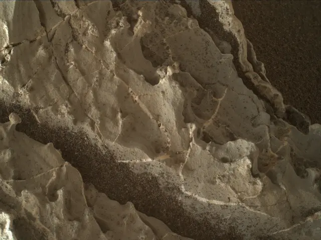 Sol 1964: Mars Hand Lens Imager (MAHLI)