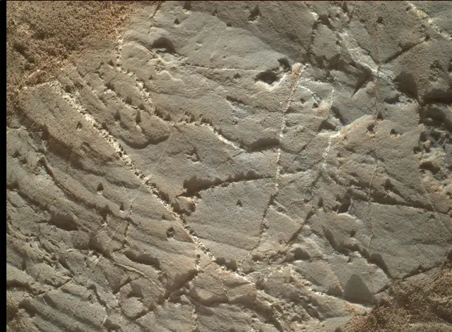 Sol 1966: Mars Hand Lens Imager (MAHLI)
