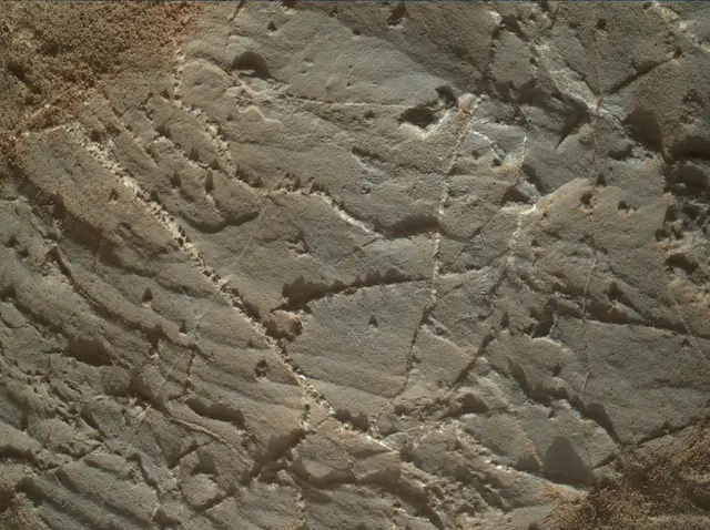 Sol 1966: Mars Hand Lens Imager (MAHLI)