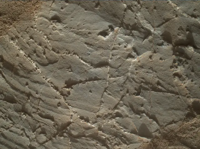Sol 1966: Mars Hand Lens Imager (MAHLI)