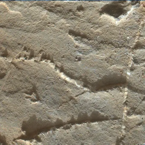 Sol 1966: Mars Hand Lens Imager (MAHLI)